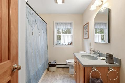 11 Hovey Lane Brunswick ME 04011