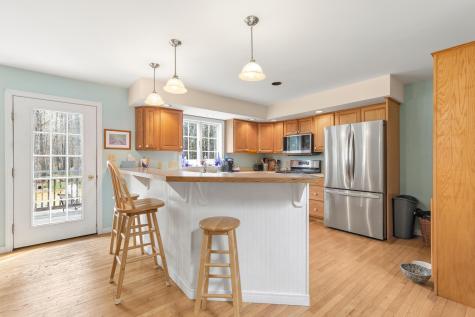 11 Hovey Lane Brunswick ME 04011