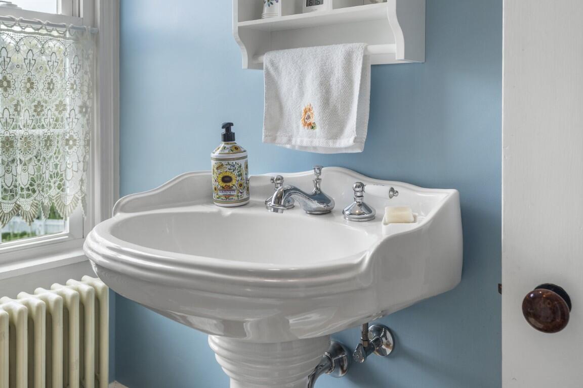 165 Ocean Point Road Boothbay ME 04544