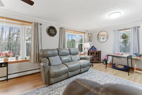 124 Sedgley Road Greene ME 04236