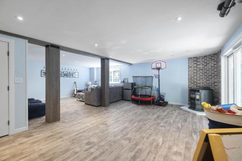 7 Flagship Lane Windham ME 04062