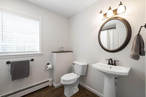 7 Flagship Lane Windham ME 04062