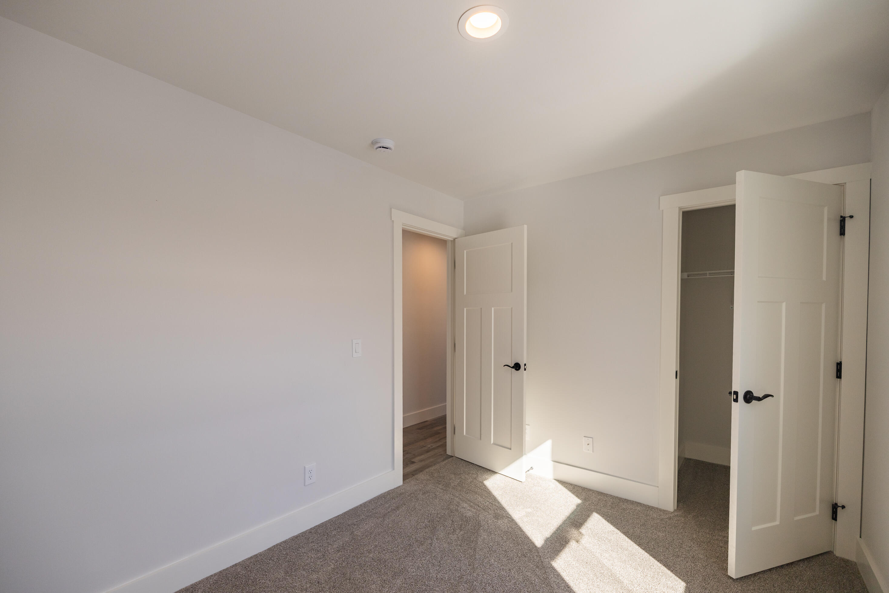 17 Streamside Drive Auburn ME 04210