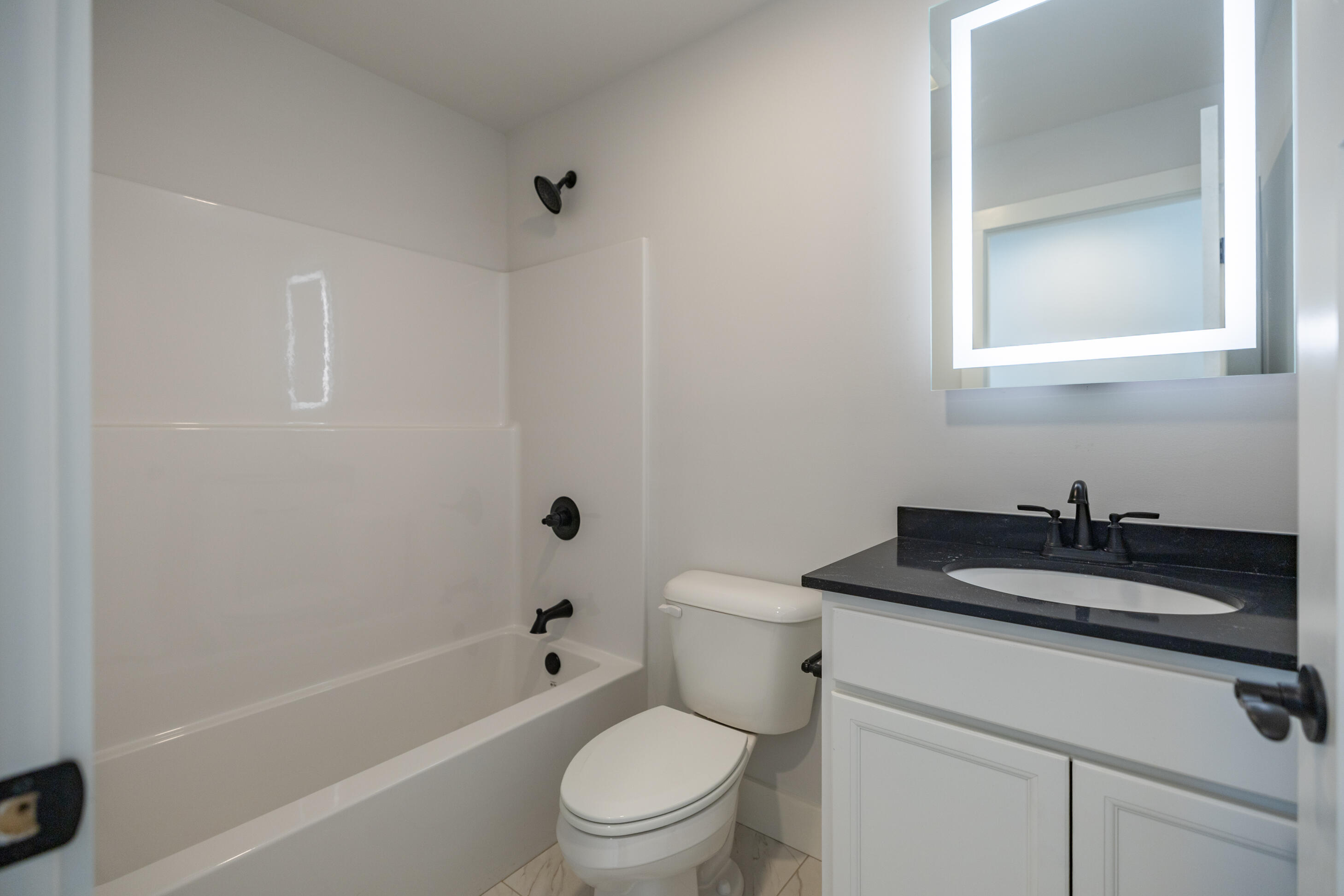 17 Streamside Drive Auburn ME 04210