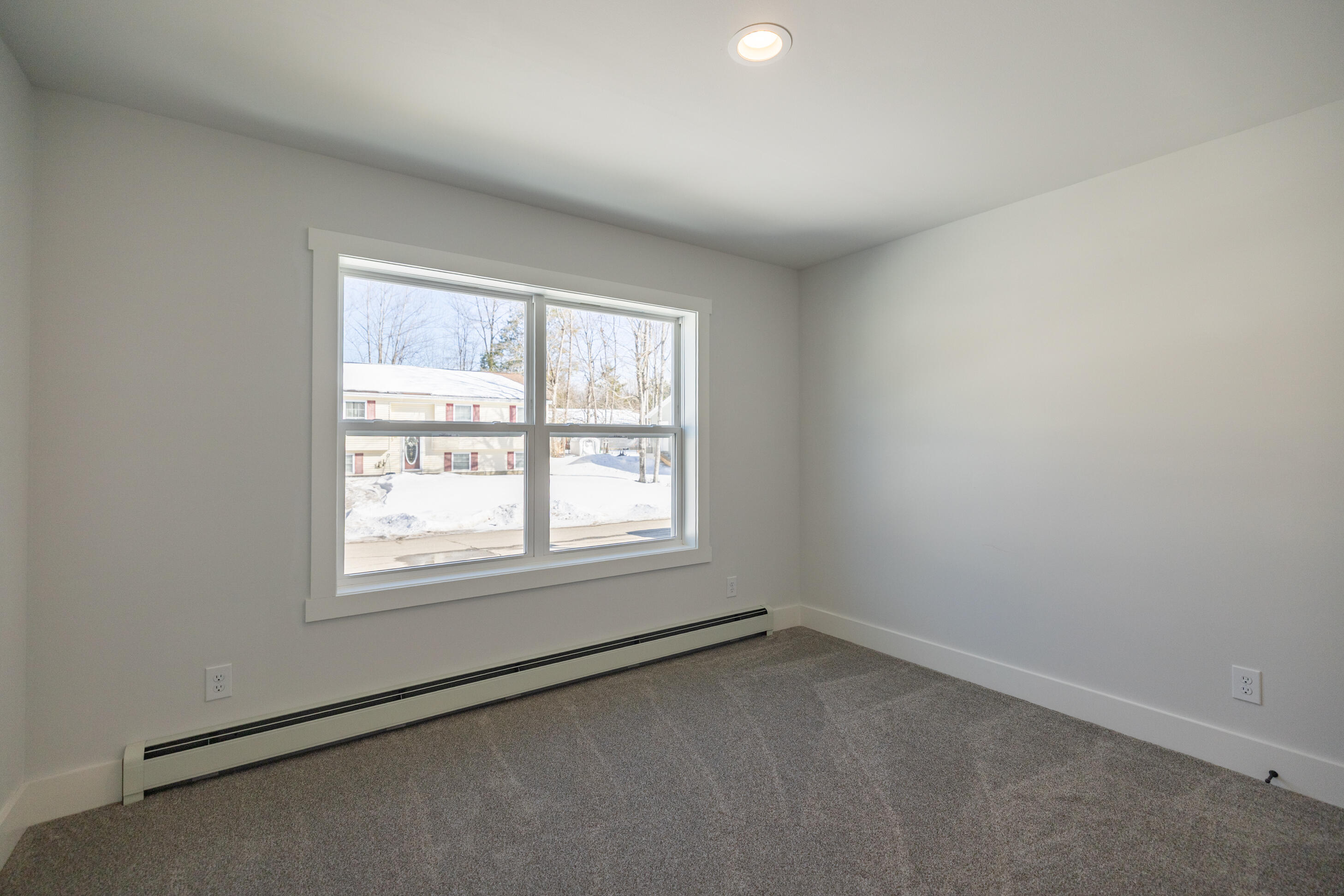 17 Streamside Drive Auburn ME 04210