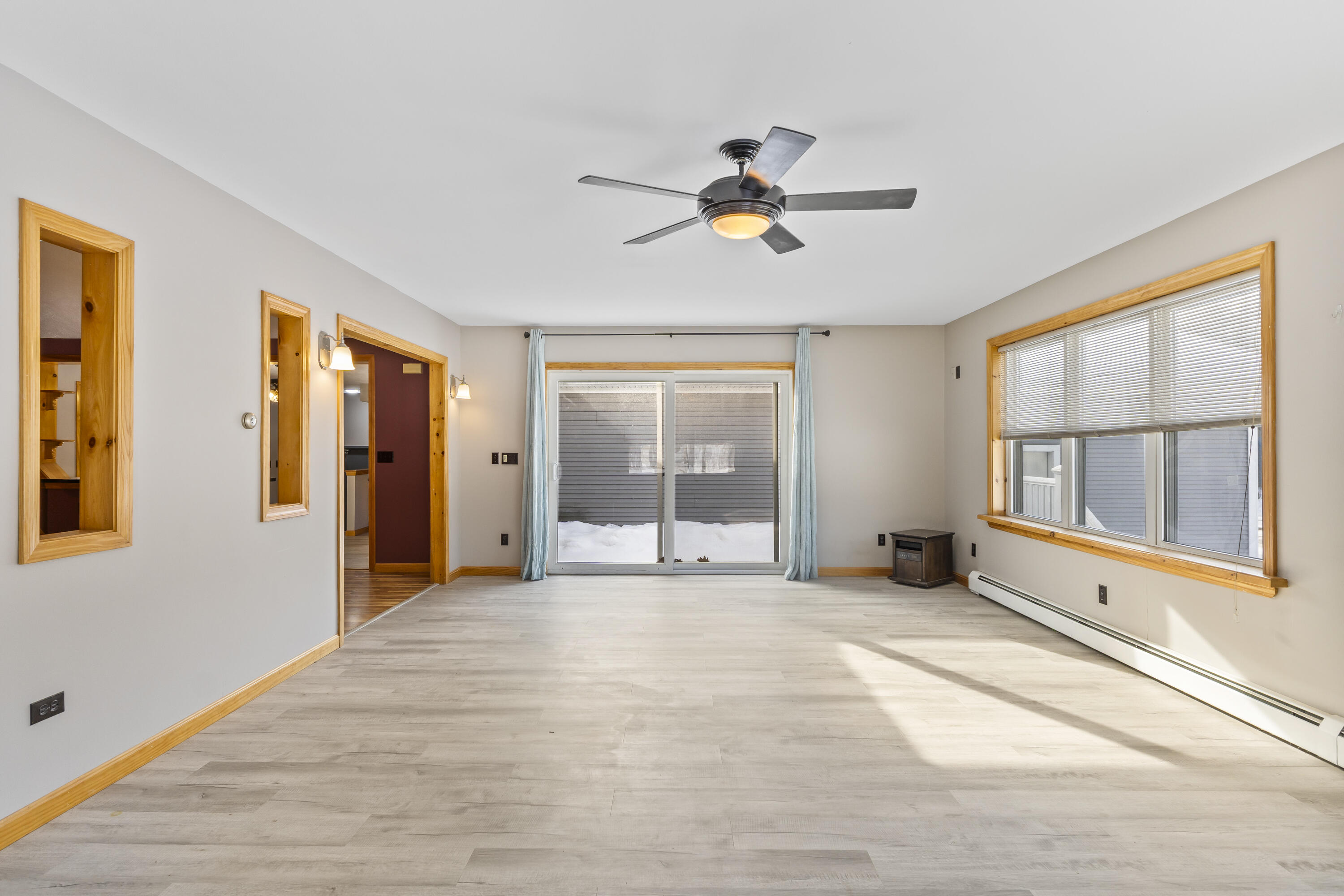 823 Washington Street N Auburn ME 04210