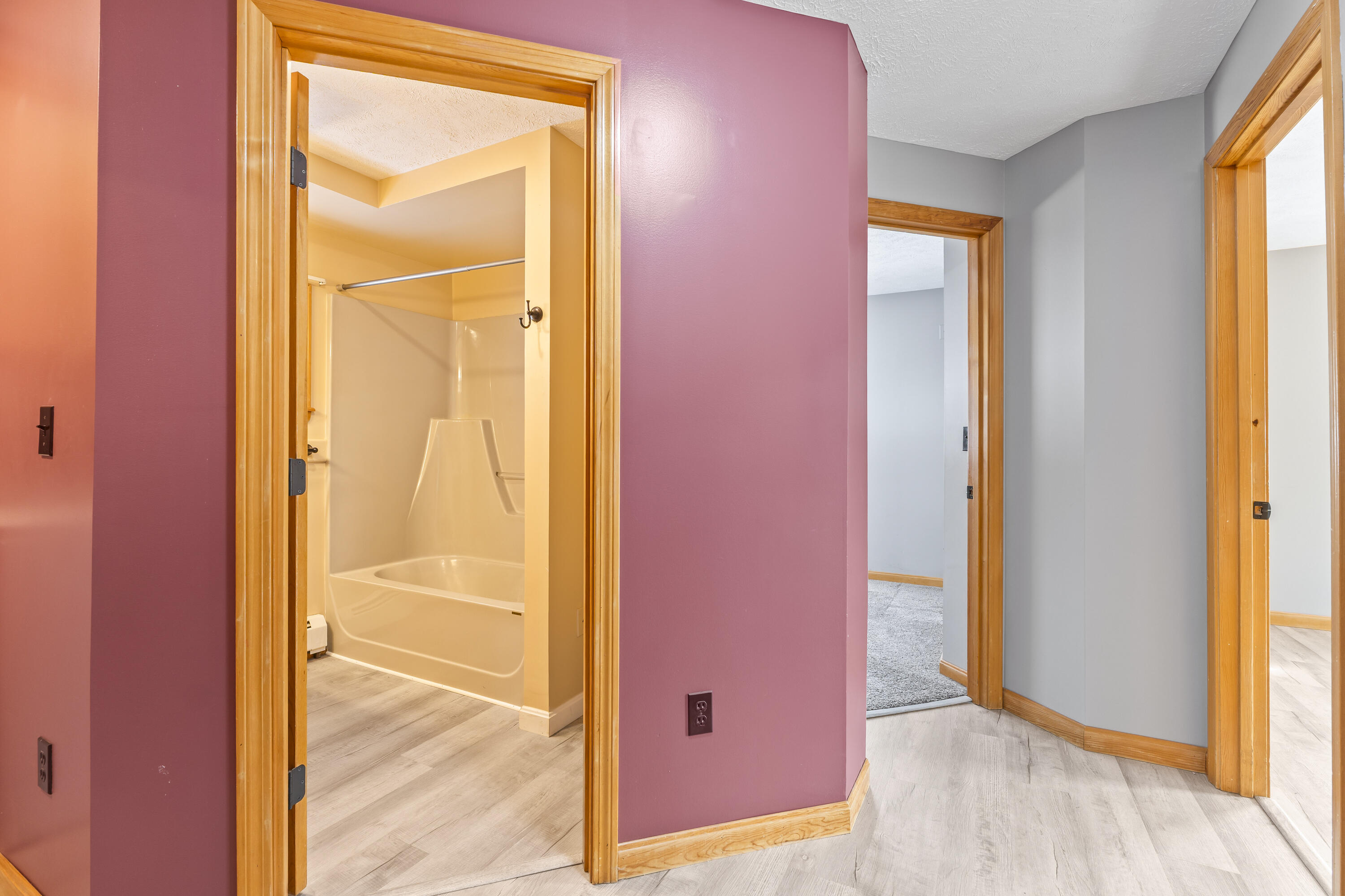 823 Washington Street N Auburn ME 04210