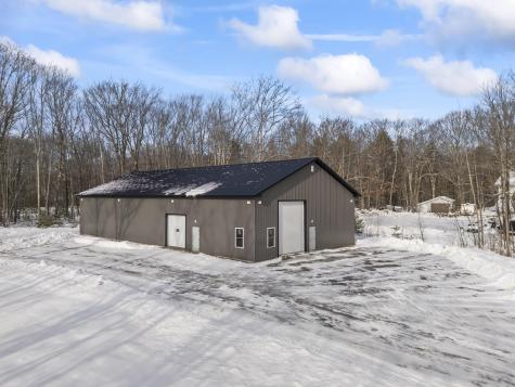 823 Washington Street N Auburn ME 04210