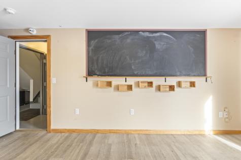 823 Washington Street N Auburn ME 04210