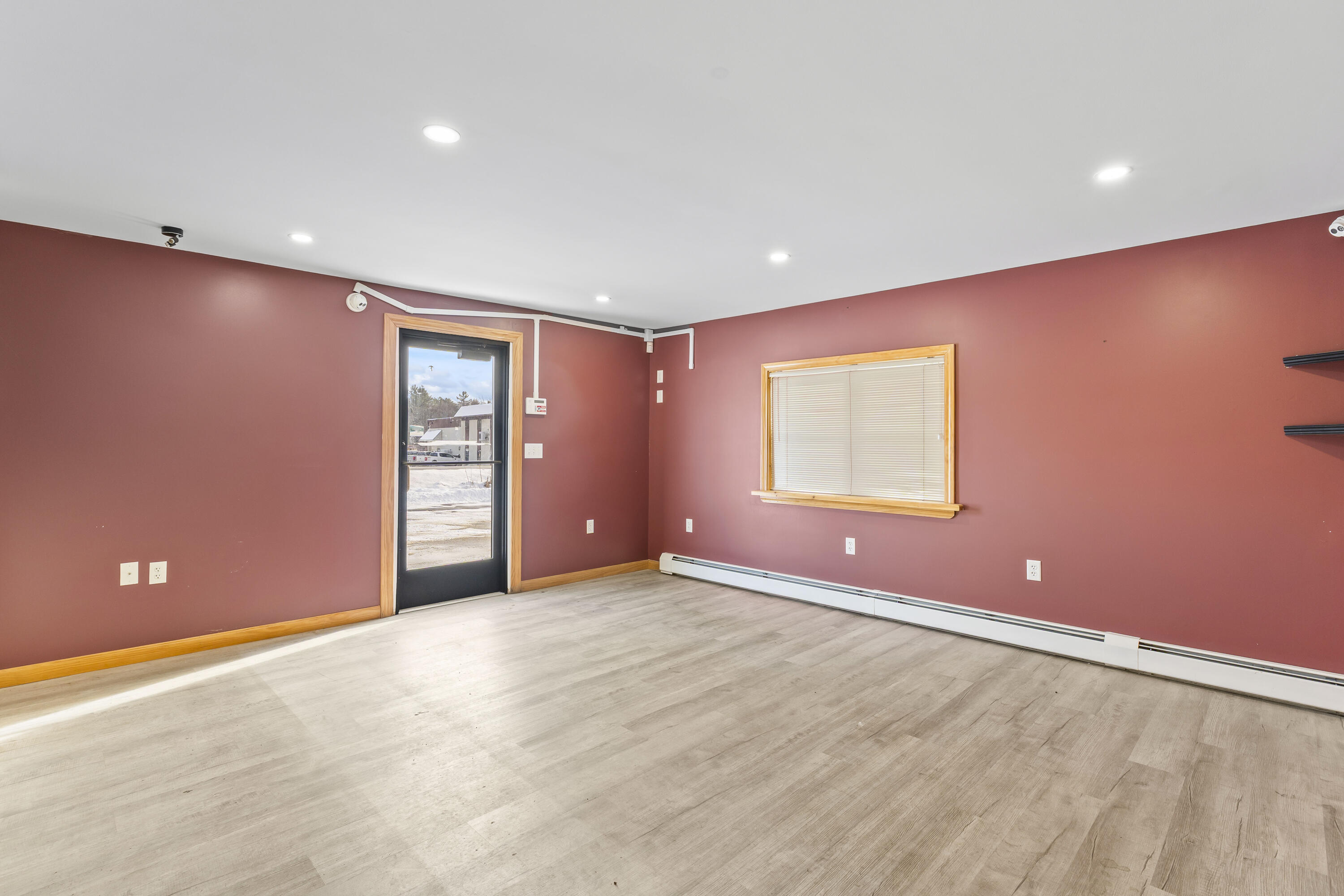 823 Washington Street N Auburn ME 04210