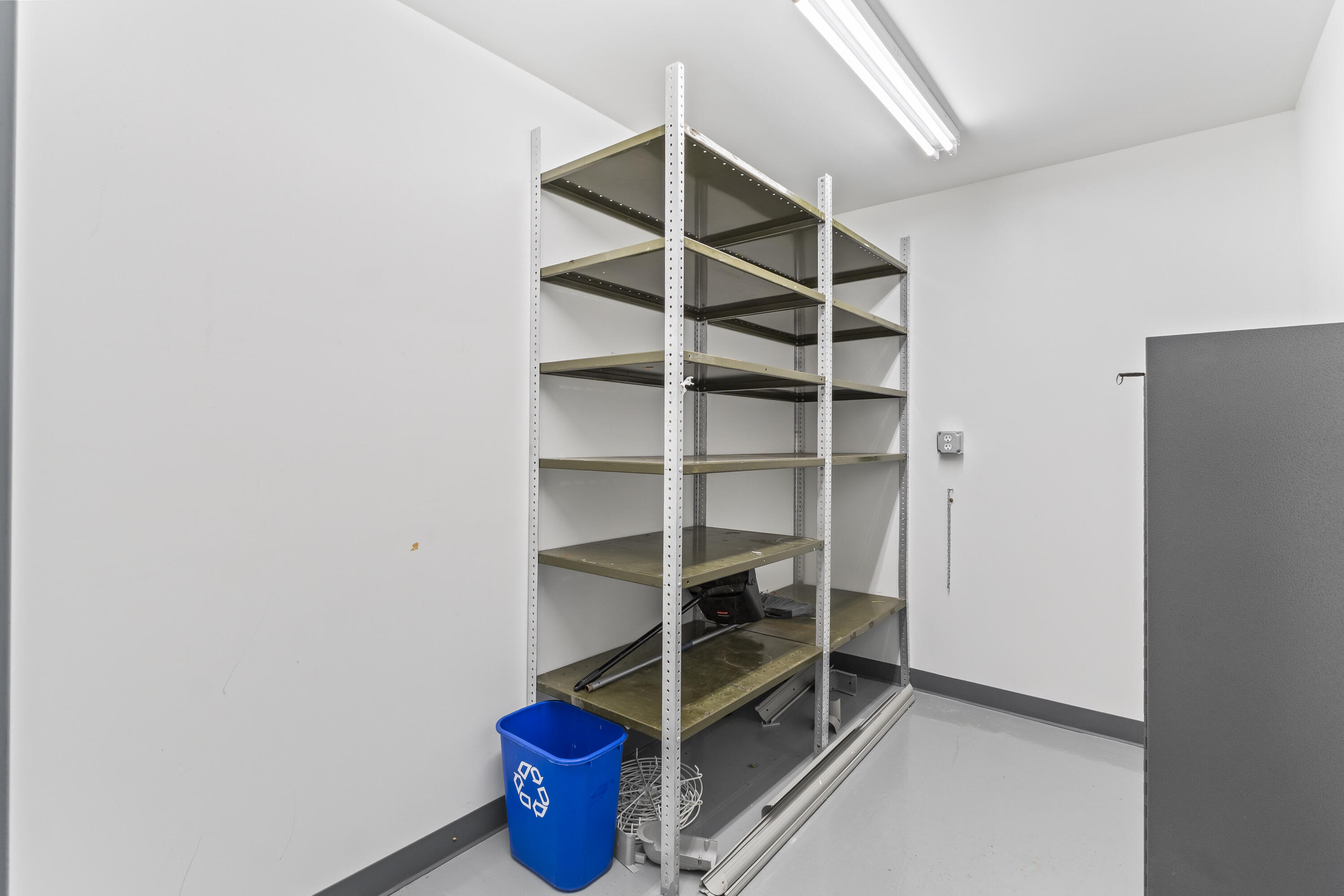 823 Washington Street N Auburn ME 04210