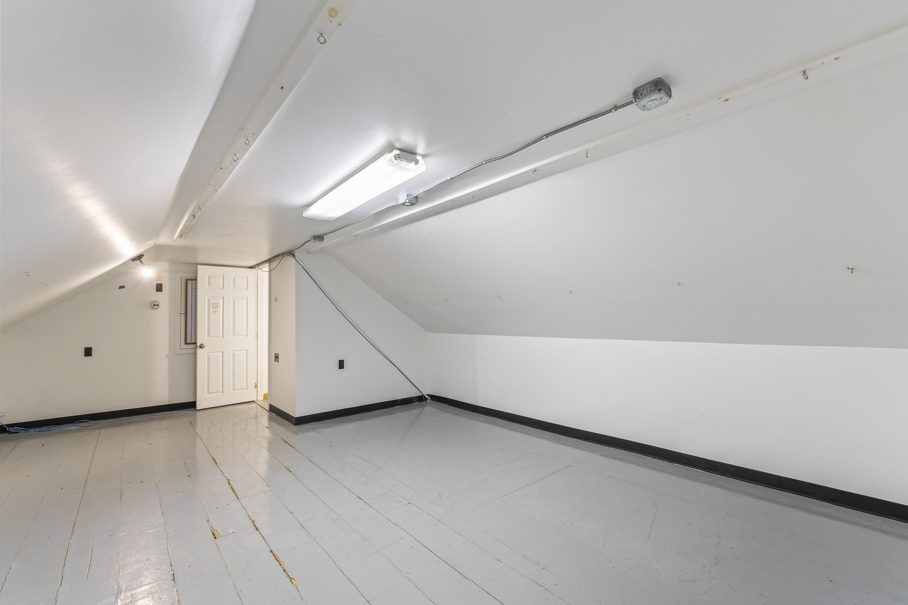 823 Washington Street N Auburn ME 04210