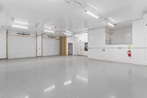 823 Washington Street N Auburn ME 04210