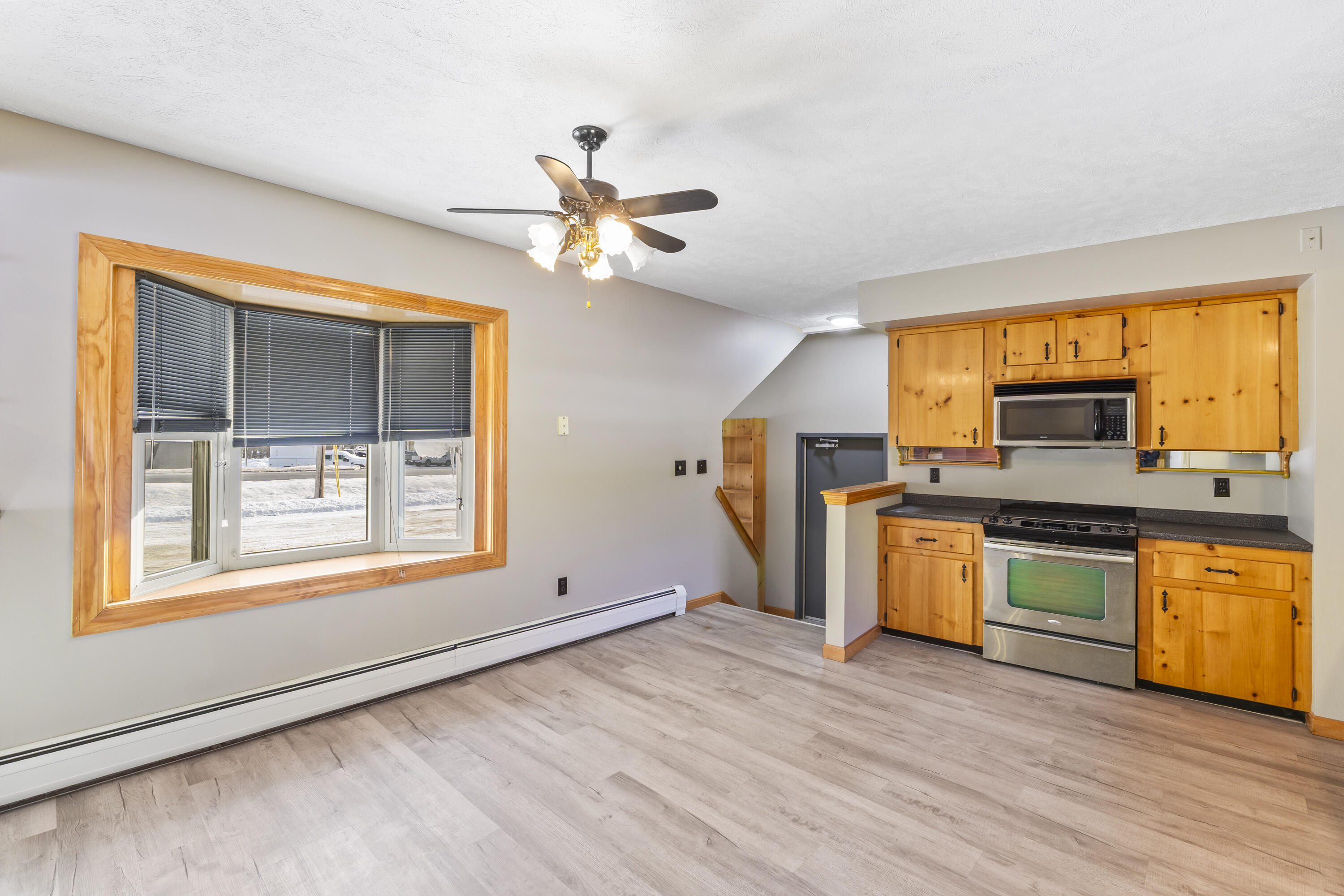 823 Washington Street N Auburn ME 04210