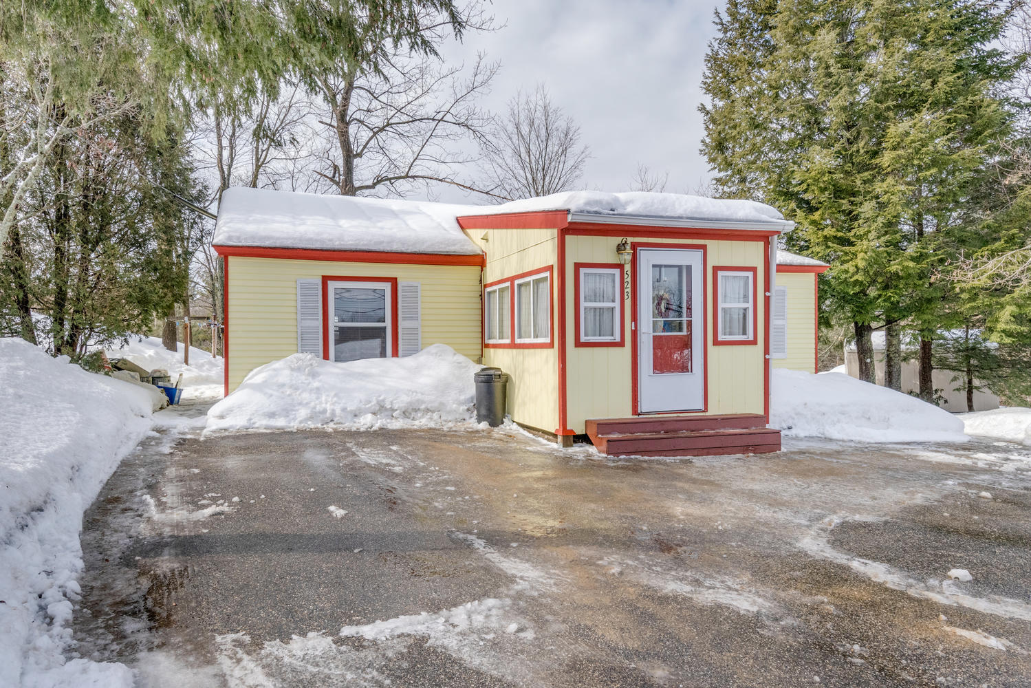 523 Pleasant Street Lewiston ME 04240