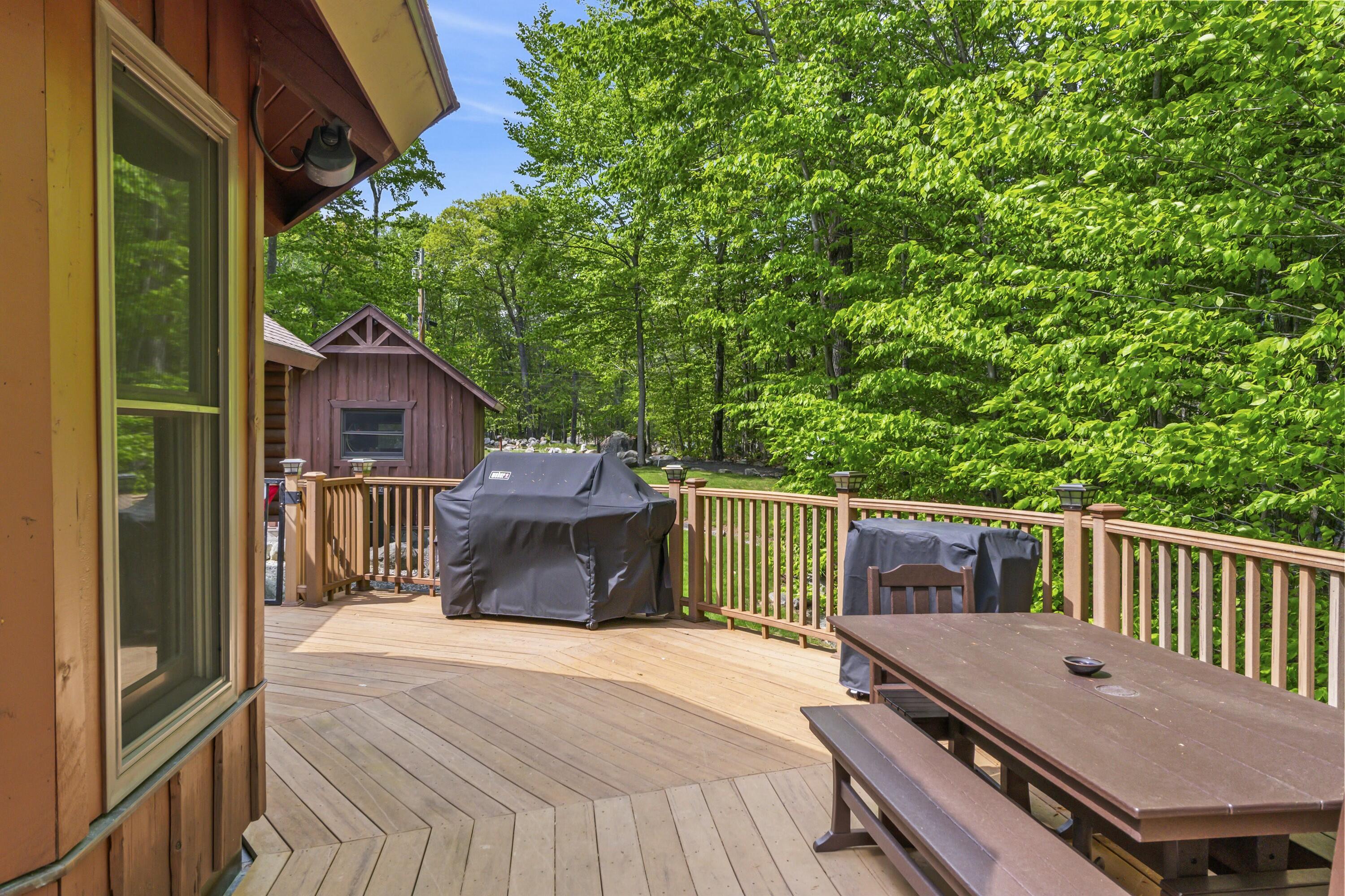 26/lot3037 Emerald Point Drive Frye Island ME 04071