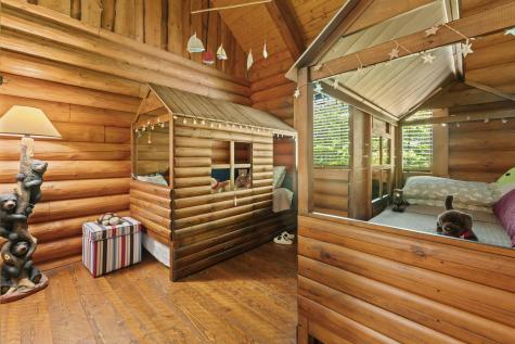 26/lot3037 Emerald Point Drive Frye Island ME 04071