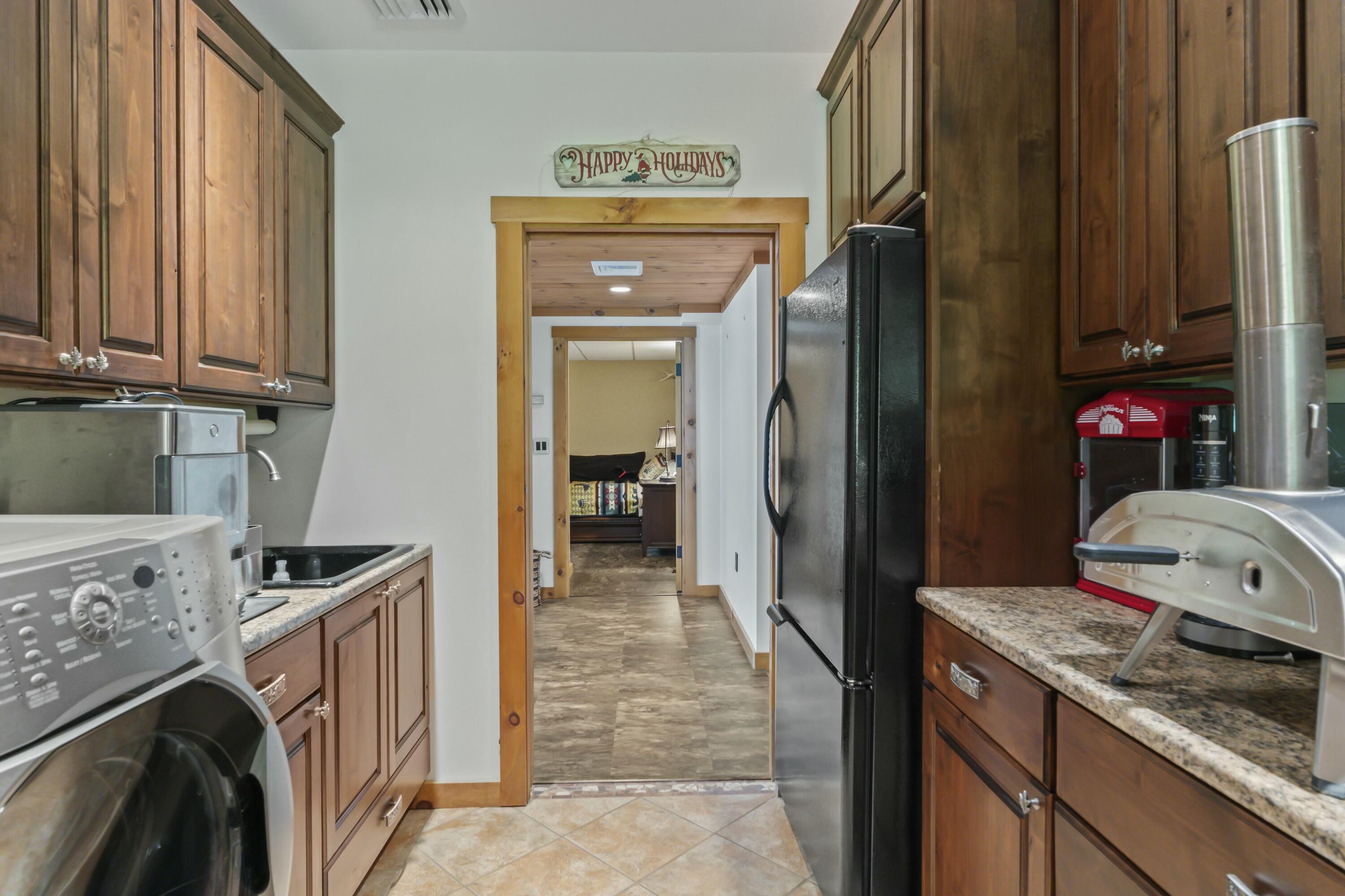 26/lot3037 Emerald Point Drive Frye Island ME 04071