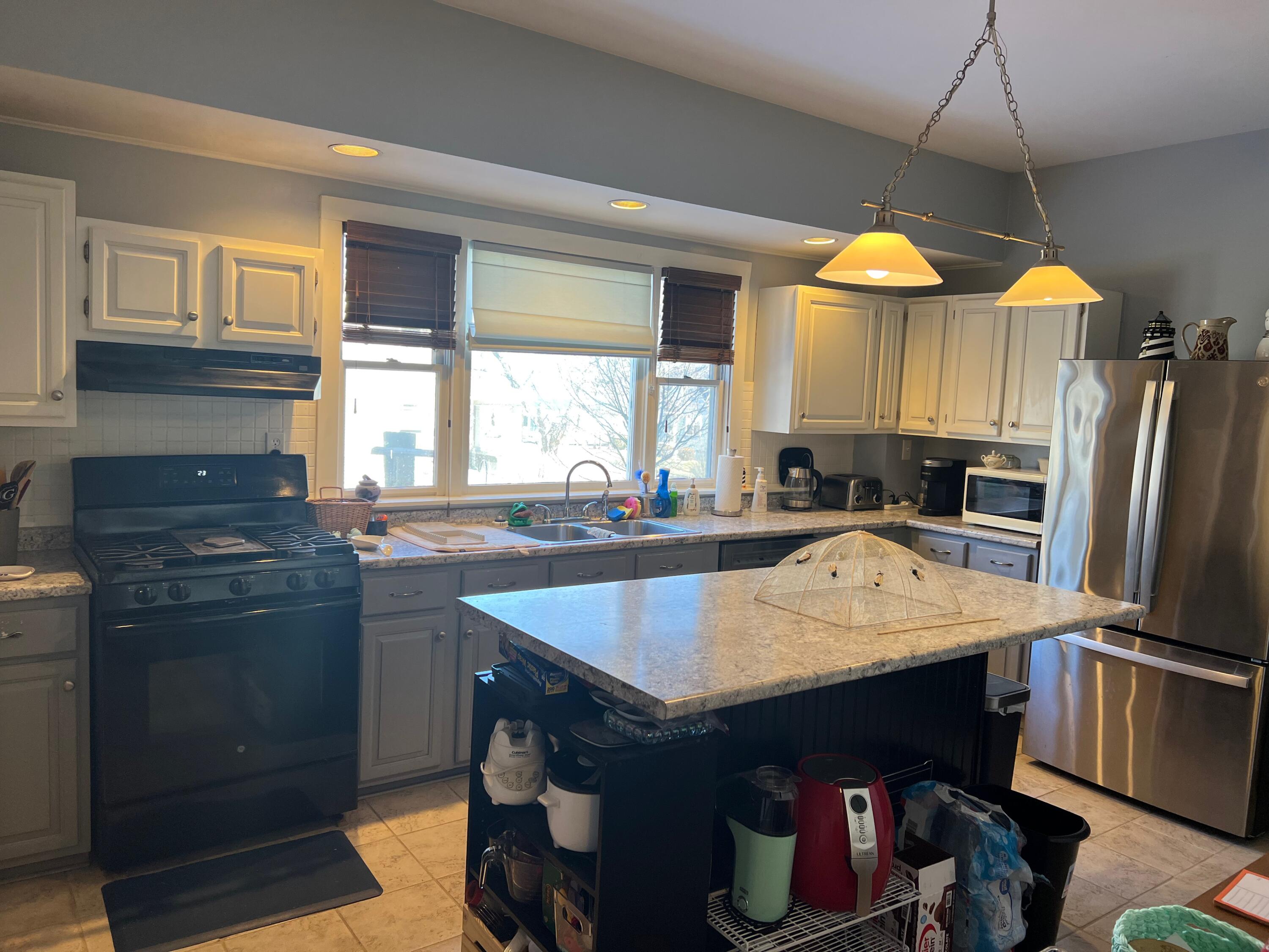 27 Swan Street Calais ME 04619