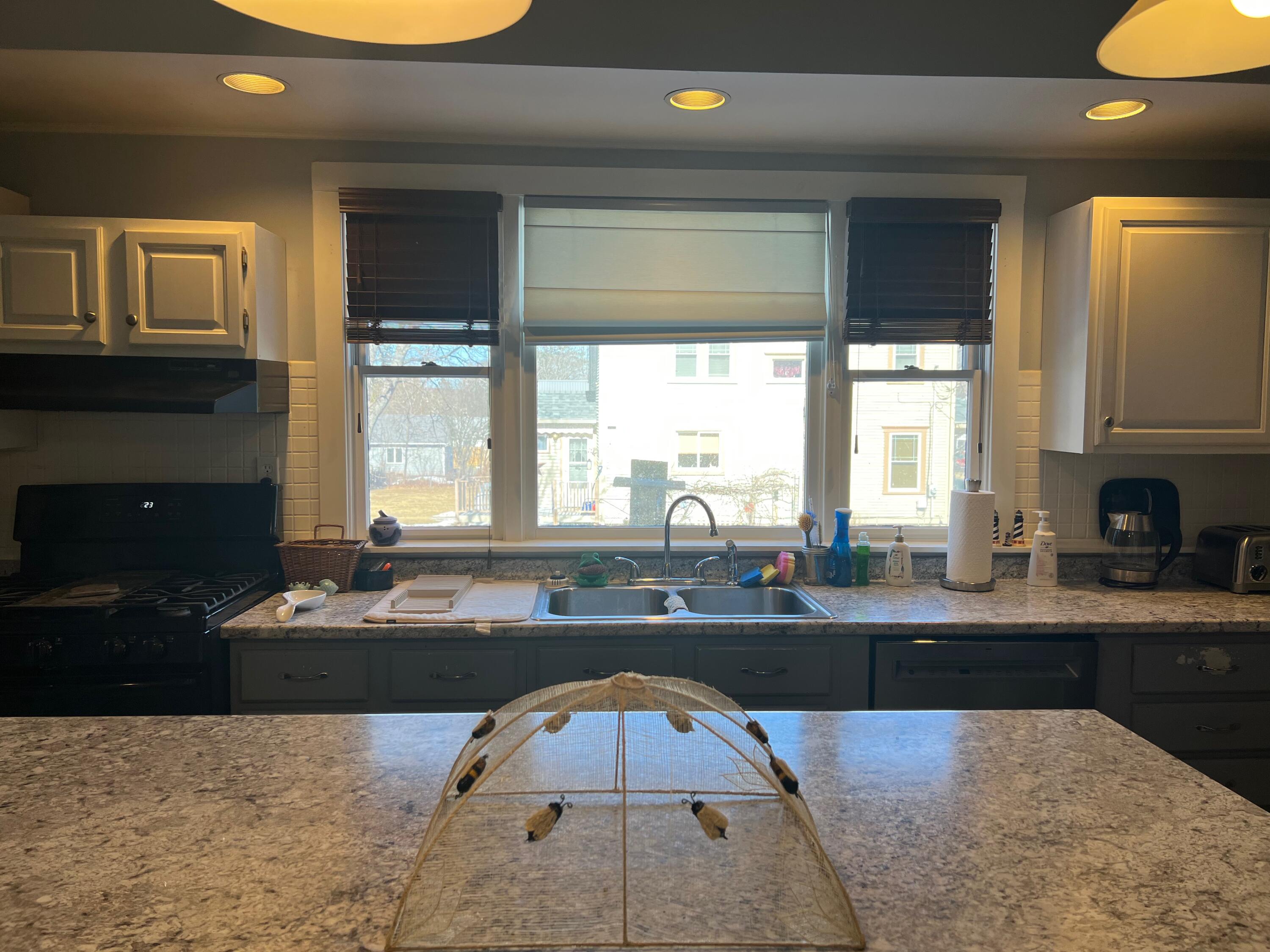 27 Swan Street Calais ME 04619