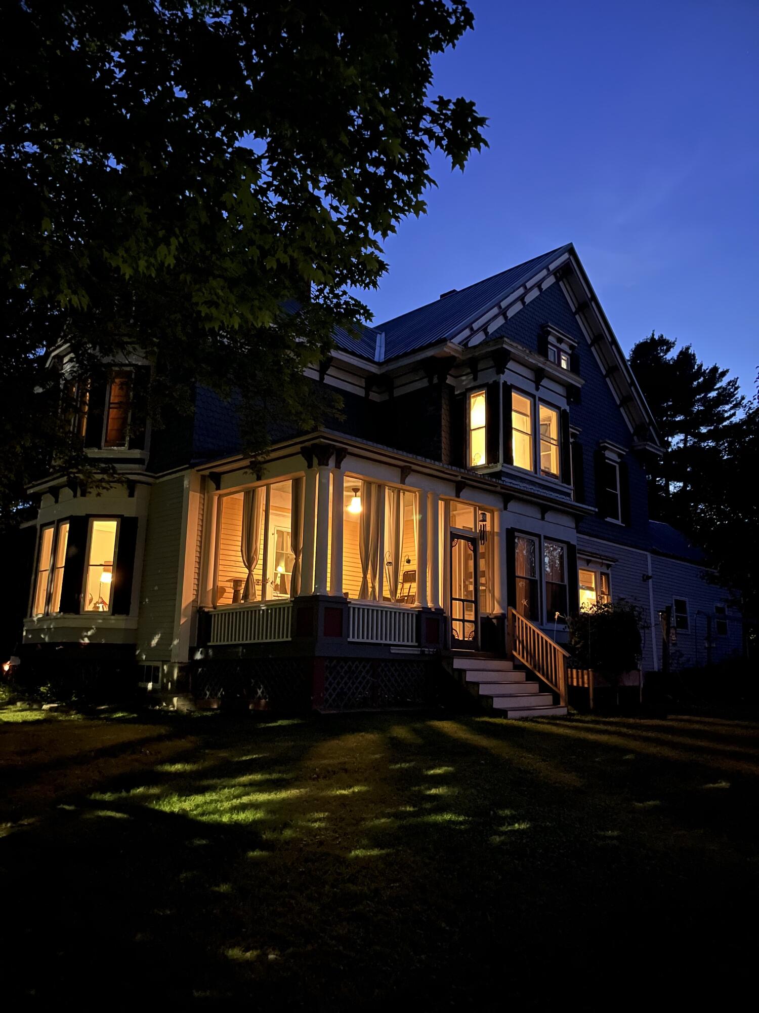 27 Swan Street Calais ME 04619