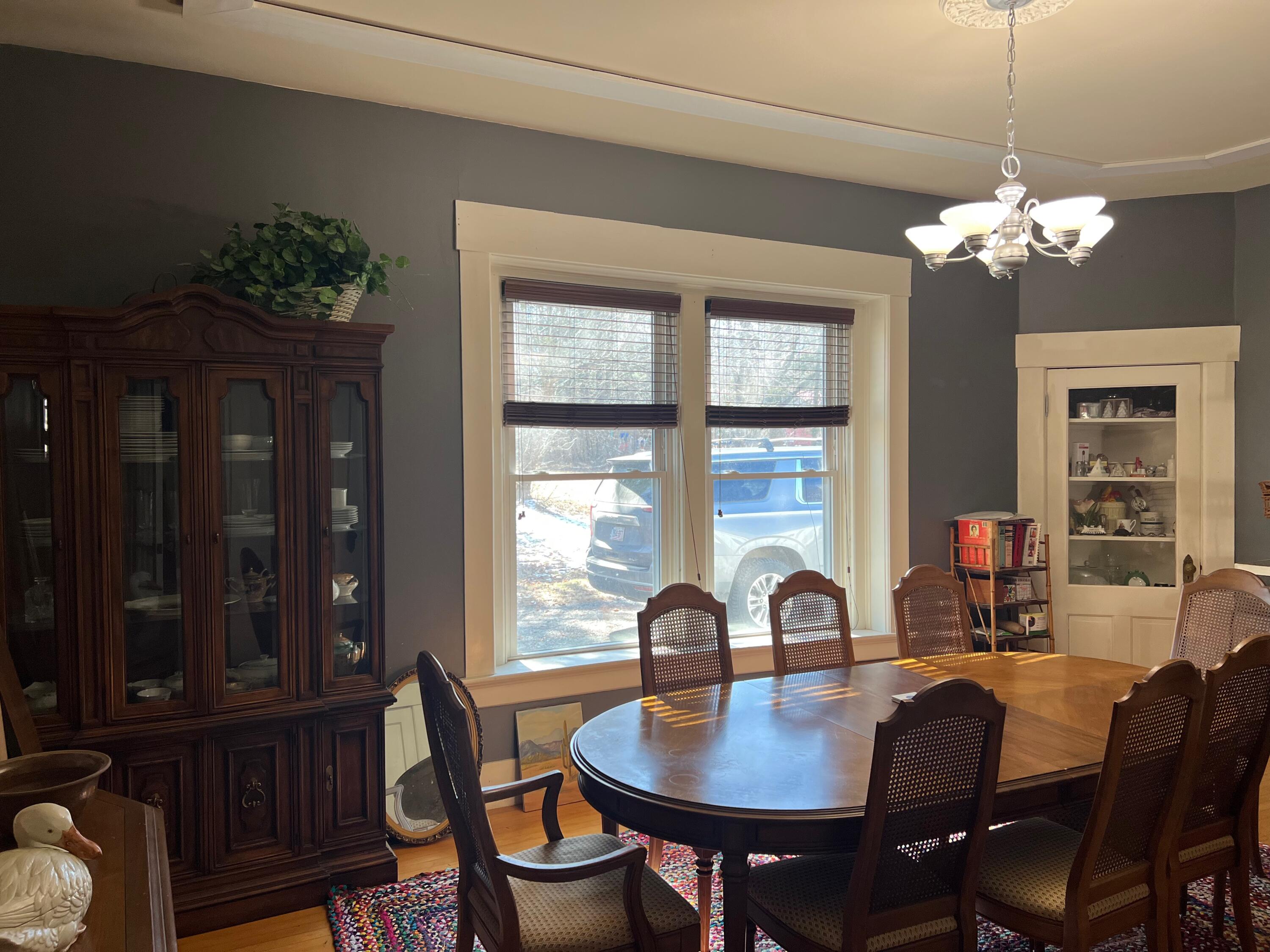 27 Swan Street Calais ME 04619