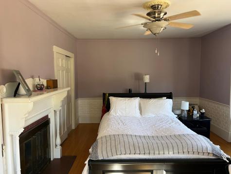 27 Swan Street Calais ME 04619