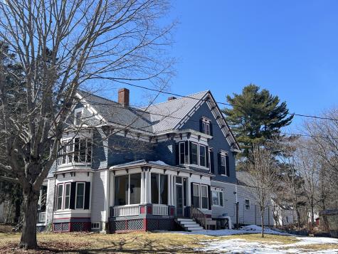 27 Swan Street Calais ME 04619