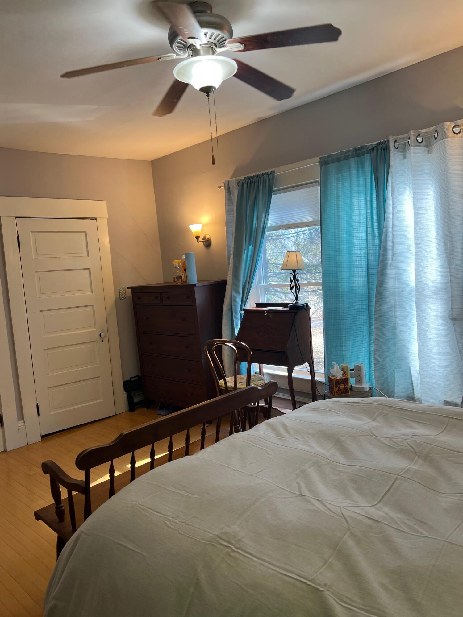 27 Swan Street Calais ME 04619