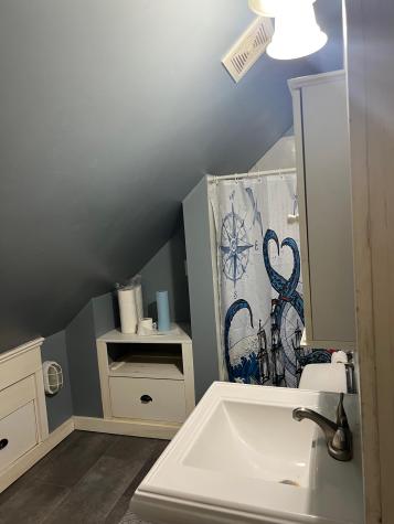 27 Swan Street Calais ME 04619