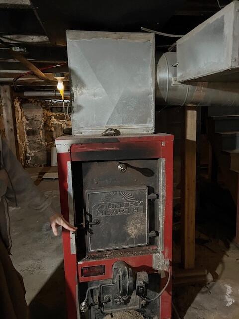 27 Swan Street Calais ME 04619