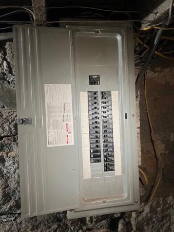 27 Swan Street Calais ME 04619