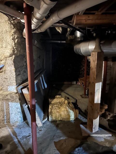 27 Swan Street Calais ME 04619