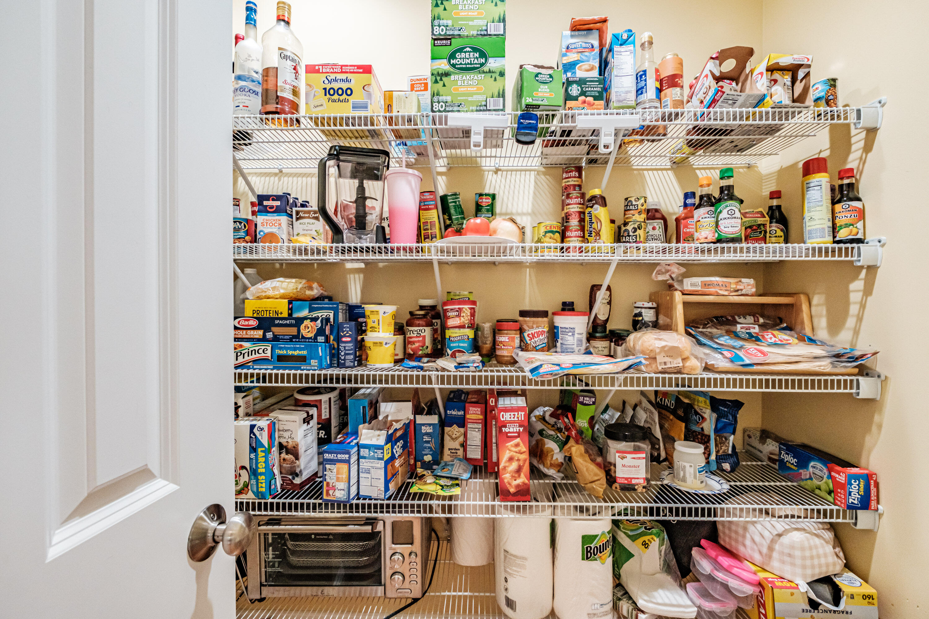 8 Red Barn Circle Scarborough ME 04074