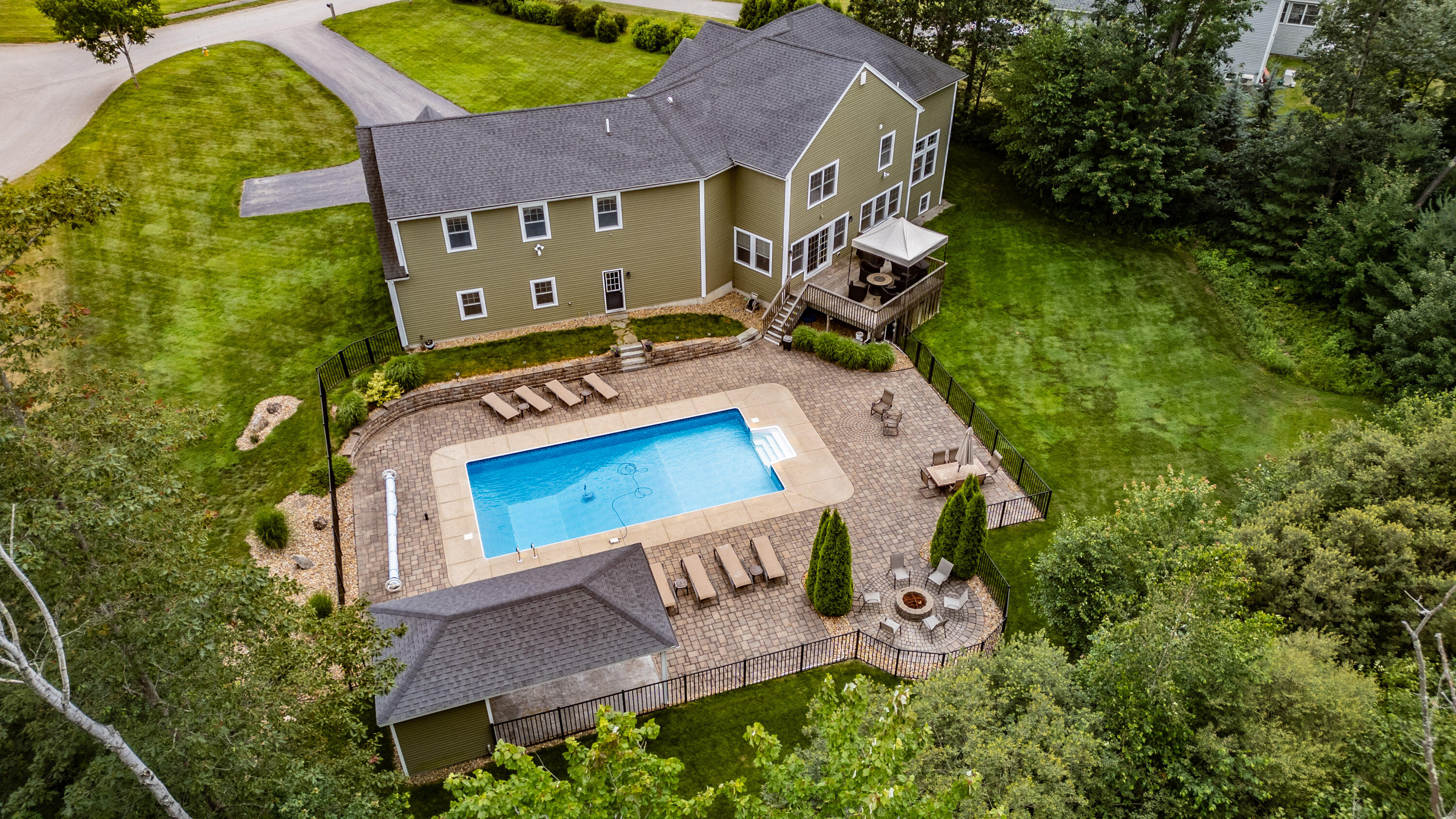 8 Red Barn Circle Scarborough ME 04074