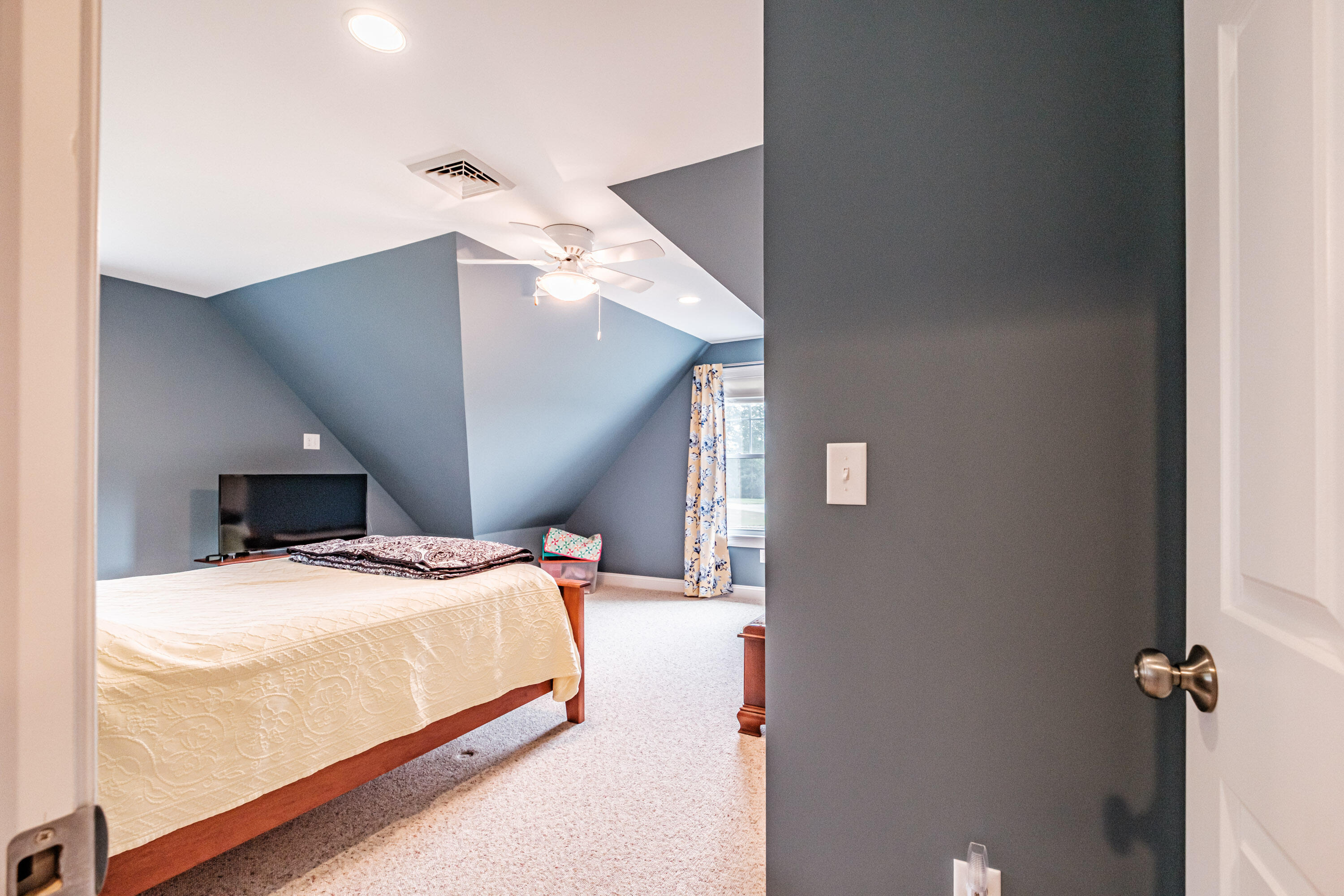 8 Red Barn Circle Scarborough ME 04074