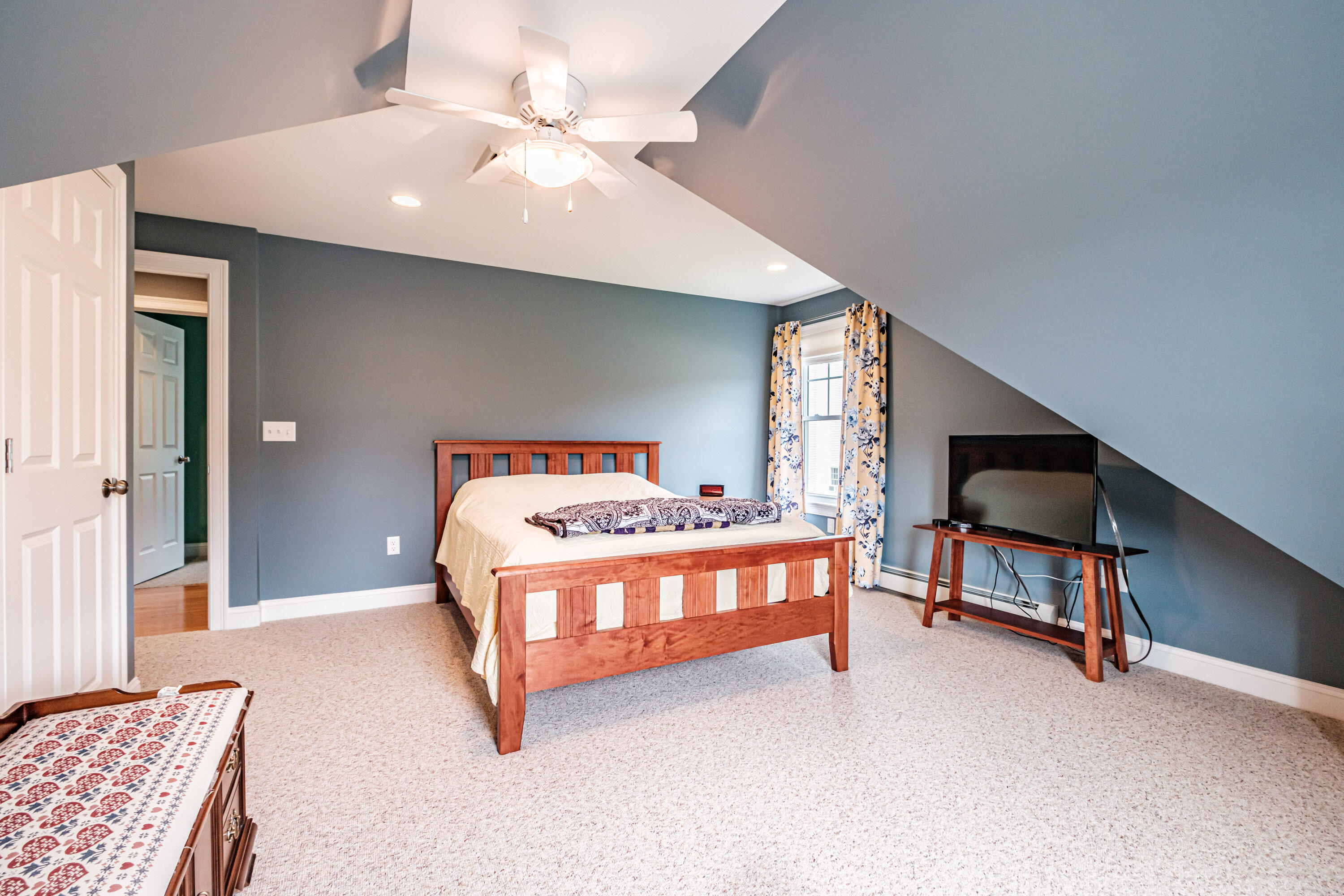 8 Red Barn Circle Scarborough ME 04074