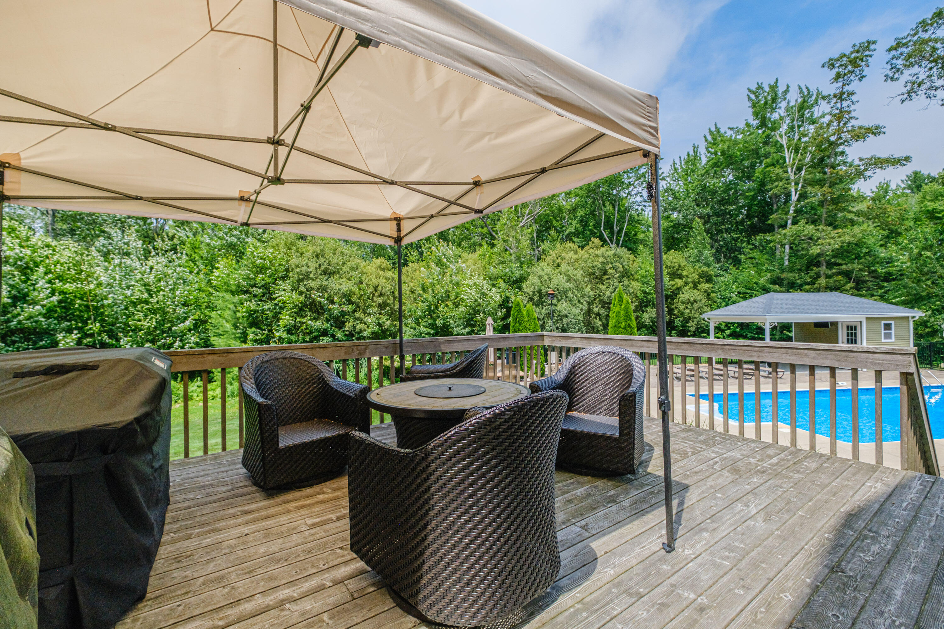 8 Red Barn Circle Scarborough ME 04074