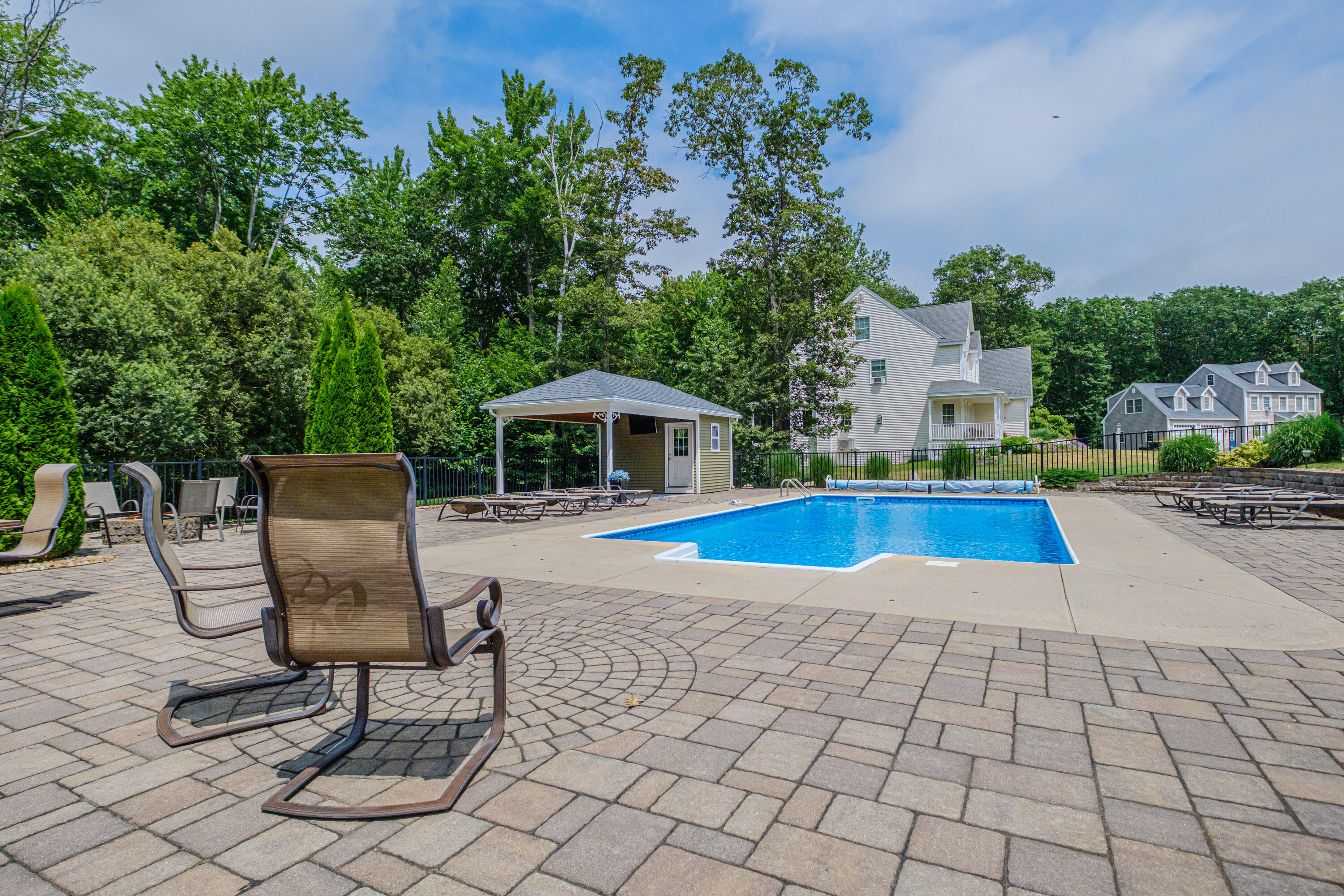 8 Red Barn Circle Scarborough ME 04074