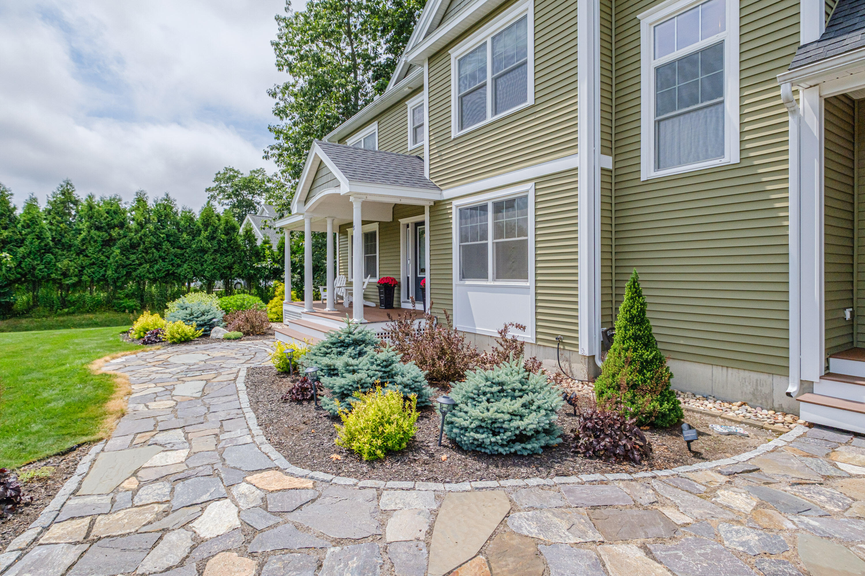 8 Red Barn Circle Scarborough ME 04074