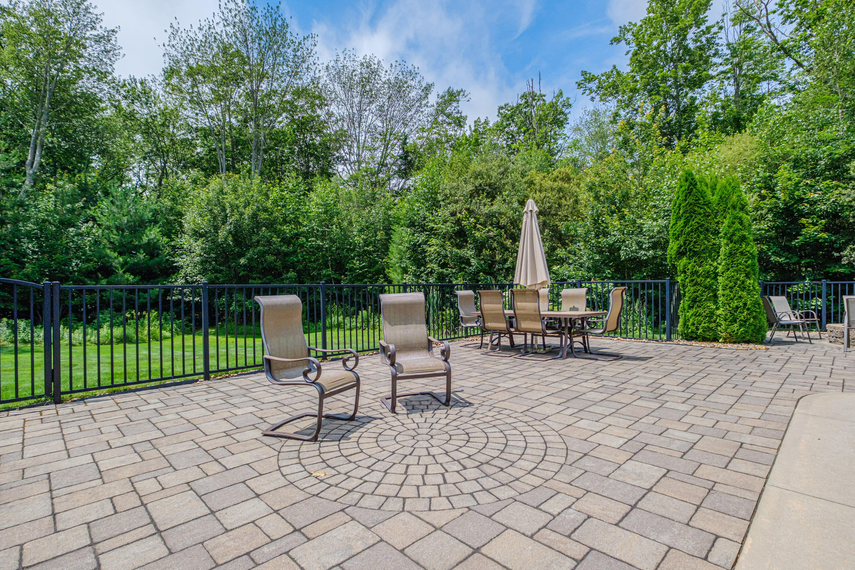 8 Red Barn Circle Scarborough ME 04074