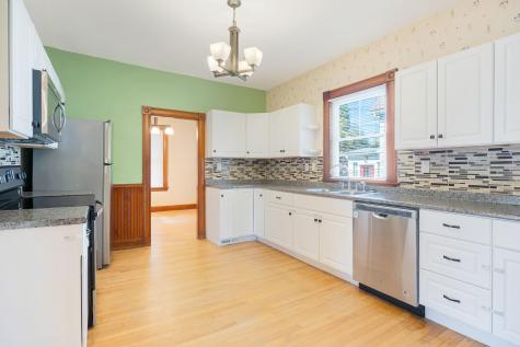 30 Hillsdale Street Auburn ME 04210