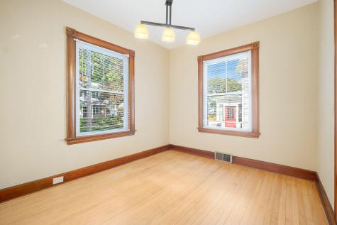 30 Hillsdale Street Auburn ME 04210