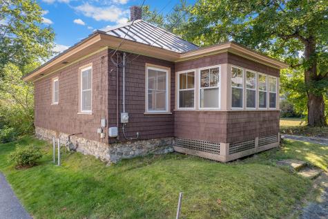 30 Hillsdale Street Auburn ME 04210
