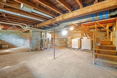 30 Hillsdale Street Auburn ME 04210