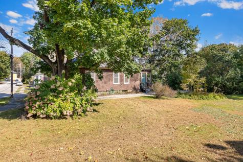 30 Hillsdale Street Auburn ME 04210
