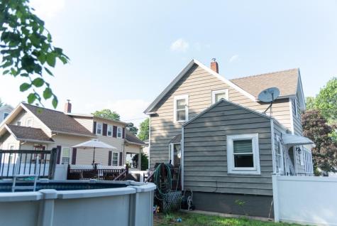 4 East Street Sanford ME 04073