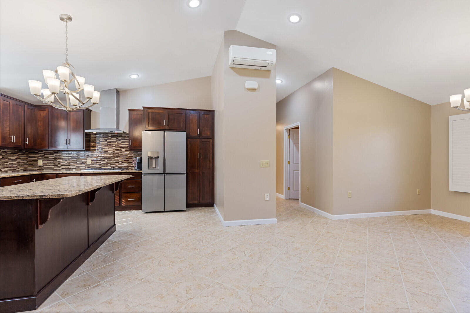 39 Knapp Lane China ME 04358