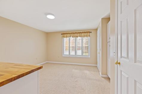 39 Knapp Lane China ME 04358