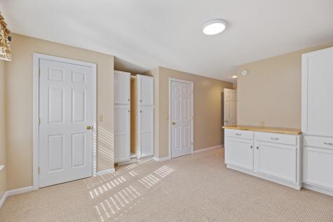 39 Knapp Lane China ME 04358